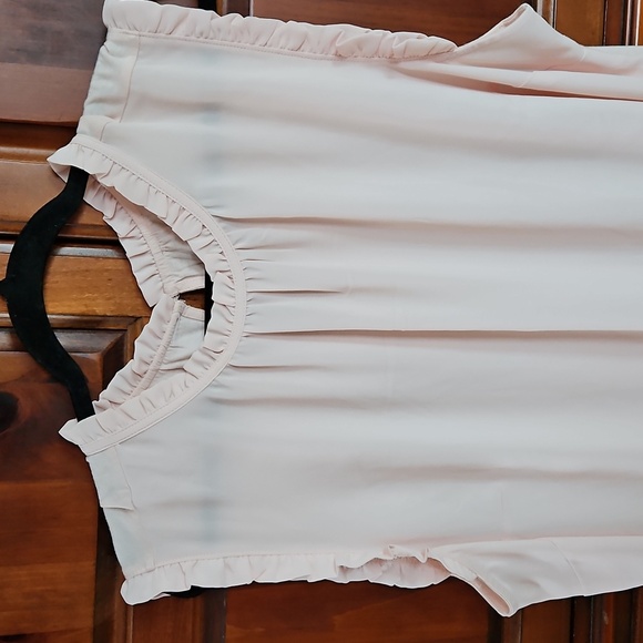 Sleeveless Light Pink Ruffle Blouse, XL, Lightweight - Picture 2 of 8